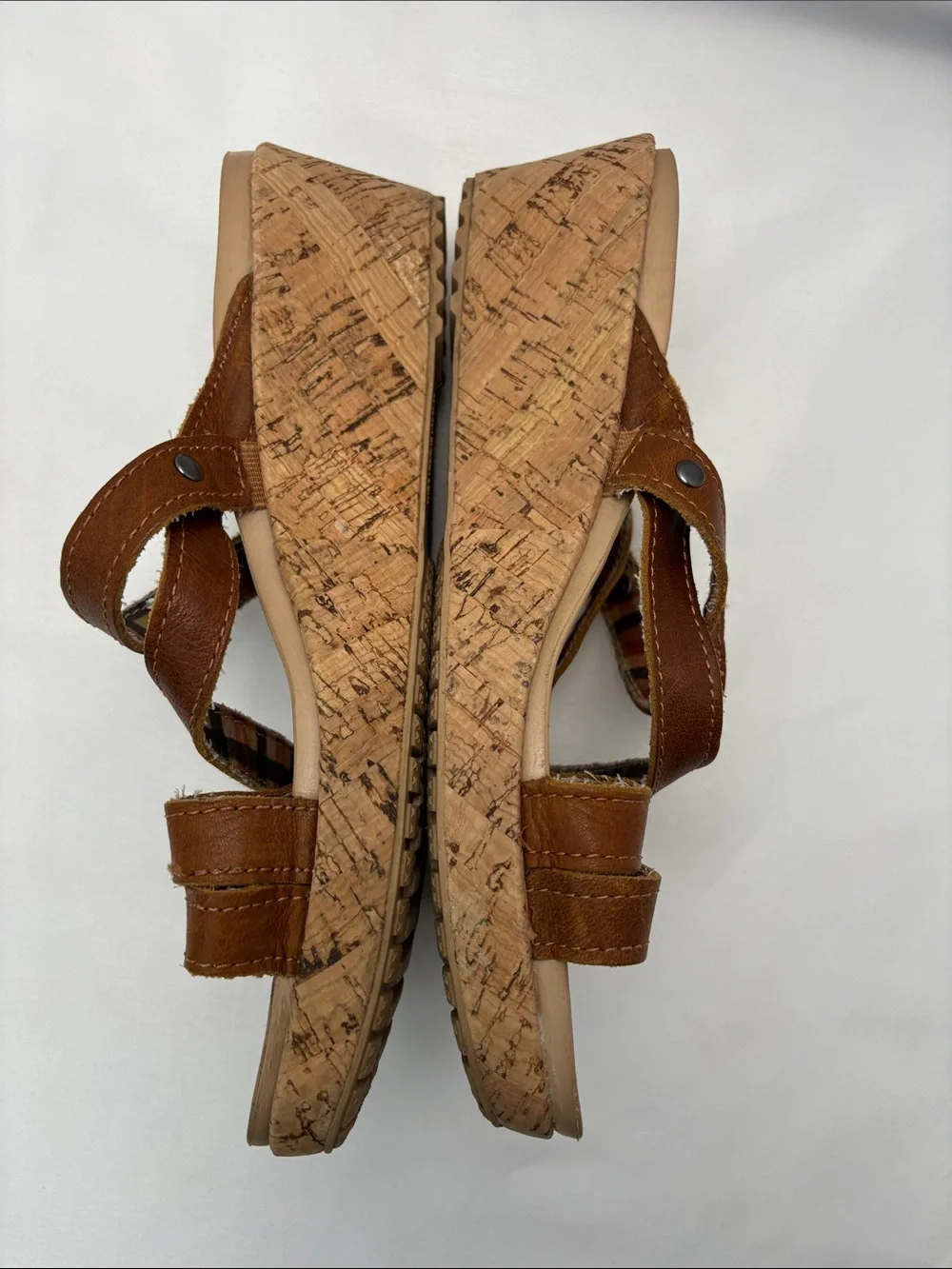 CROCS Women's 8W Brown Leather-Look Wedge Comfort Sandals #388